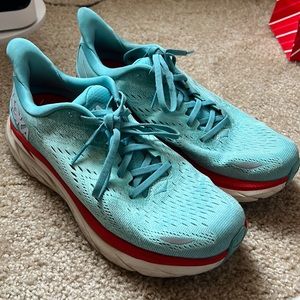Hoka Cliftons